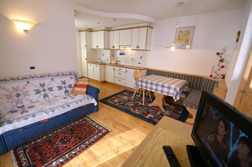 Appartamenti Residence Pars Badia  Exteriör bild